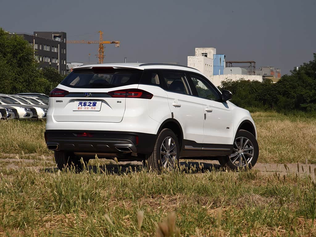 吉利汽车博越2020款1.8tddct两驱智雅型