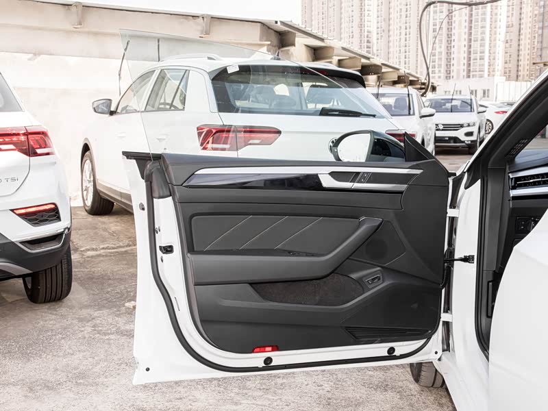 一汽-大众 一汽-大众cc 2023款 380tsi 夺目版