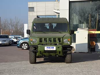 4t 四门四驱汽油版8座 国vi 报价】勇士图片_配置_重庆钜云众皓北汽