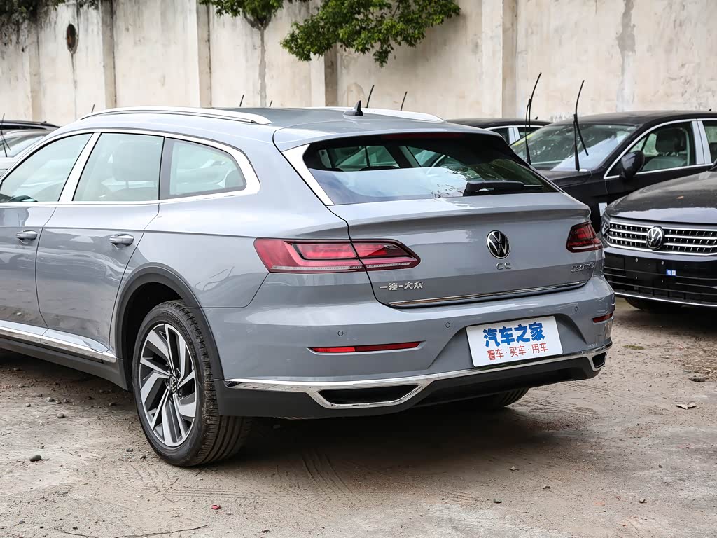 一汽-大众 一汽-大众cc 2023款 猎装车 330tsi 猎目版