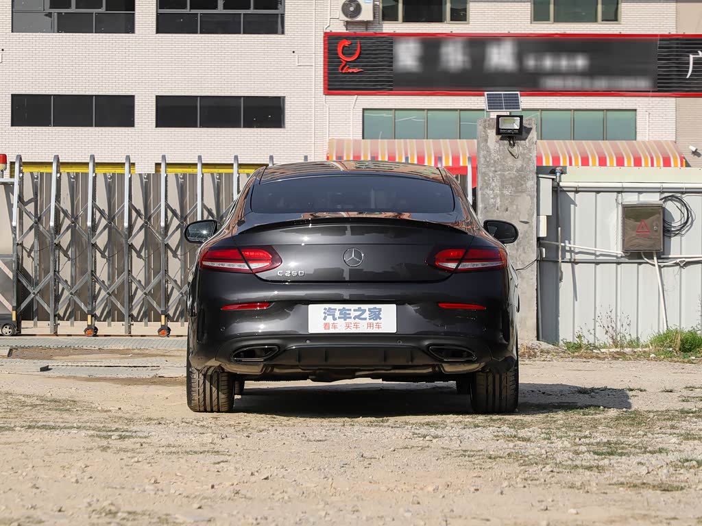 奔驰(进口) 奔驰c级(进口) 2022款 改款 c 260 轿跑车