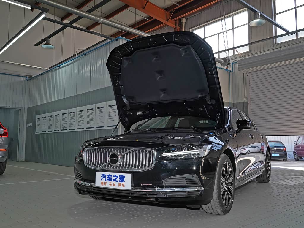 沃尔沃亚太 沃尔沃s90新能源 2022款 改款 t8 e驱混动 智逸豪华版