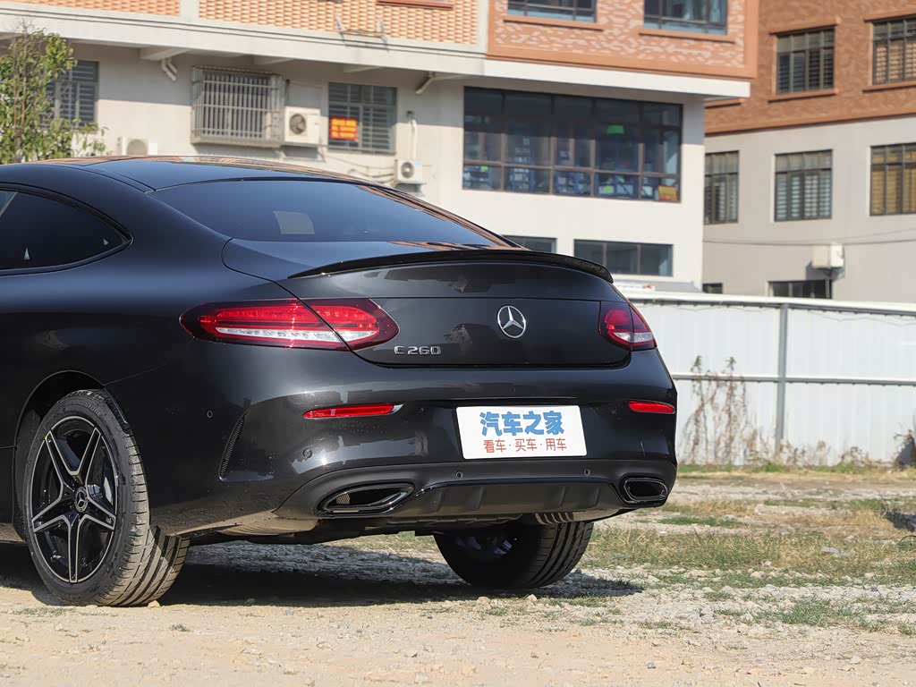 奔驰(进口) 奔驰c级(进口) 2022款 改款 c 260 轿跑车