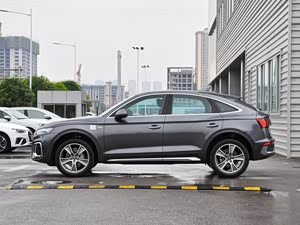 奥迪q5lsportback让808万欢迎到店赏车