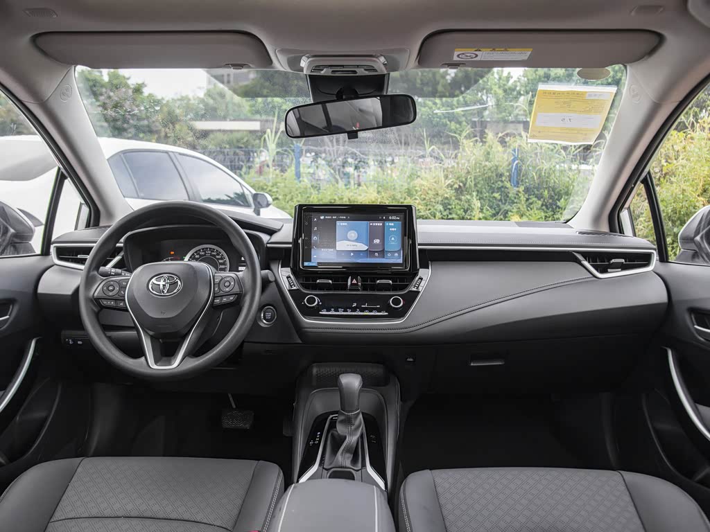 一汽丰田 亚洲狮 2022款 2.0l 尊悦版