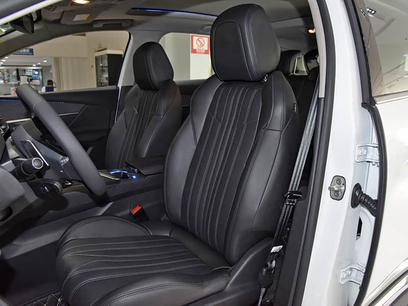 东风标致 标致4008 2019款 改款 360thp 卓越版 车厢座椅 已经是最后