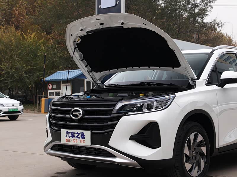 广汽乘用车 传祺gs4 2020款 270t 手动精英版