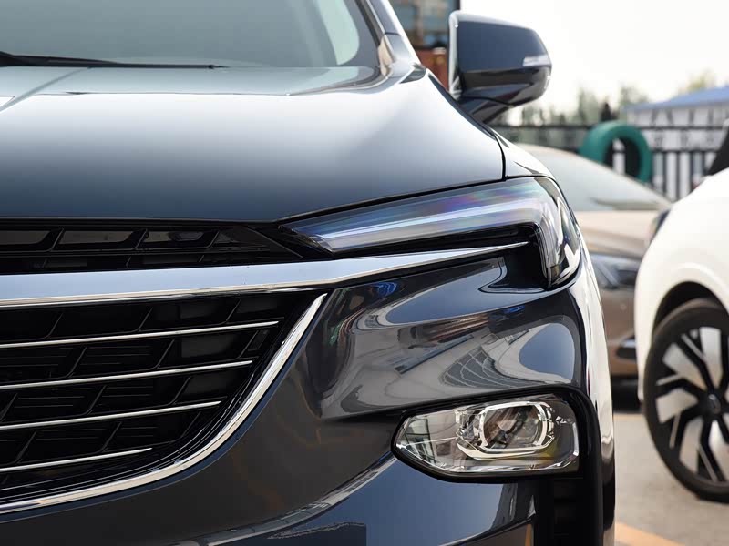 上汽通用别克 昂科旗 2020款 28t 两驱战旗型