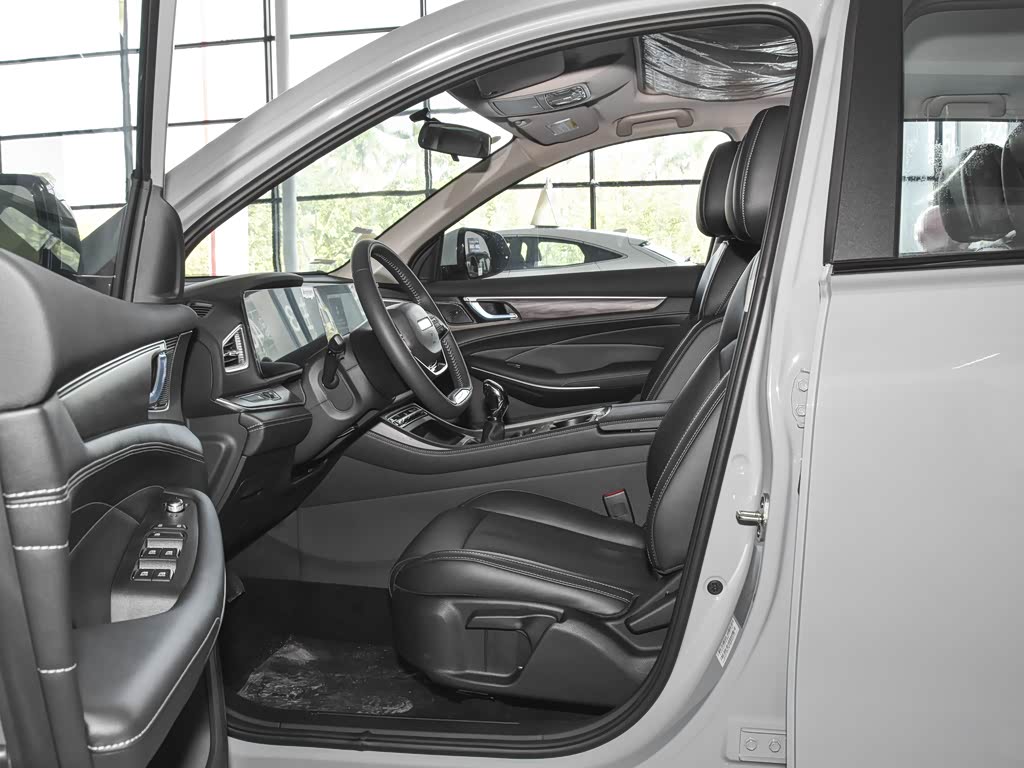 东风小康 风光580 2022款 1.5t 手动豪华型