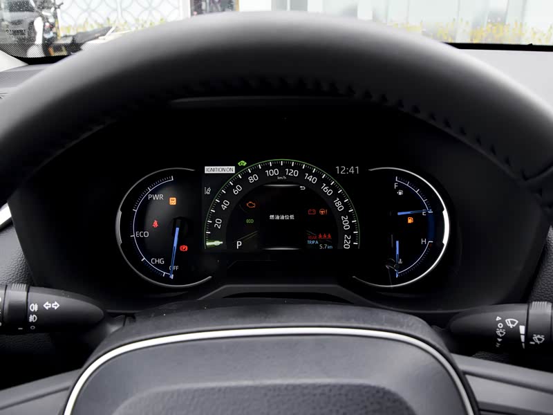 一汽丰田 rav4荣放 2021款 改款 双擎 2.5l e-cvt四驱精英plus版