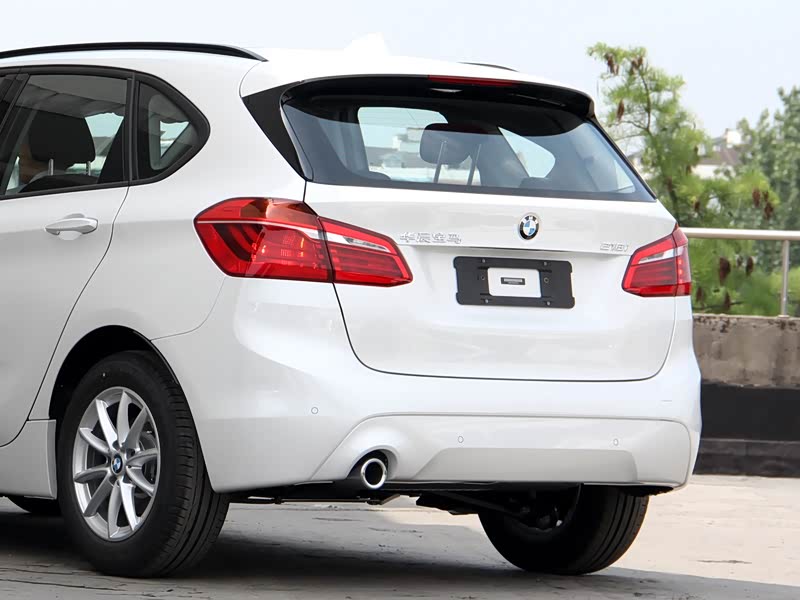 华晨宝马 宝马2系旅行车 2018款 218i 时尚型