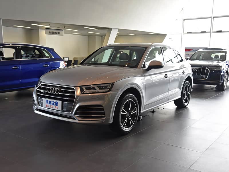 一汽-大众奥迪 奥迪q5l 2020款 40 tfsi 荣享时尚型