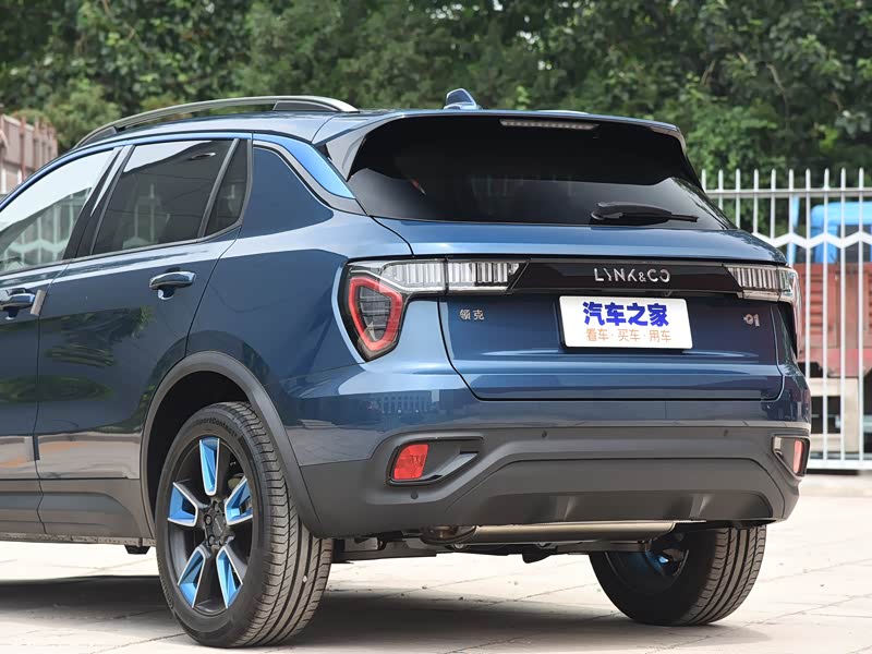 领克 领克01 2017款 2.0t 两驱耀pro版