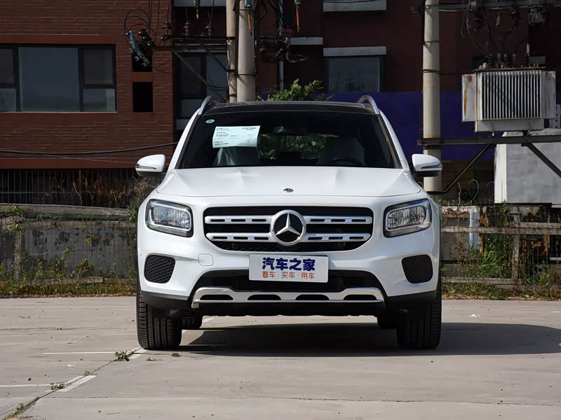 佛山顺德怡孚奔驰>北京奔驰>奔驰glb>2020款glb180时尚型>次元白>车身