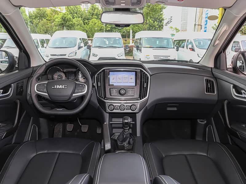 江铃汽车 域虎7 2020款 2.0t柴油手动四驱舒享版短轴国vi jx4d20a6l