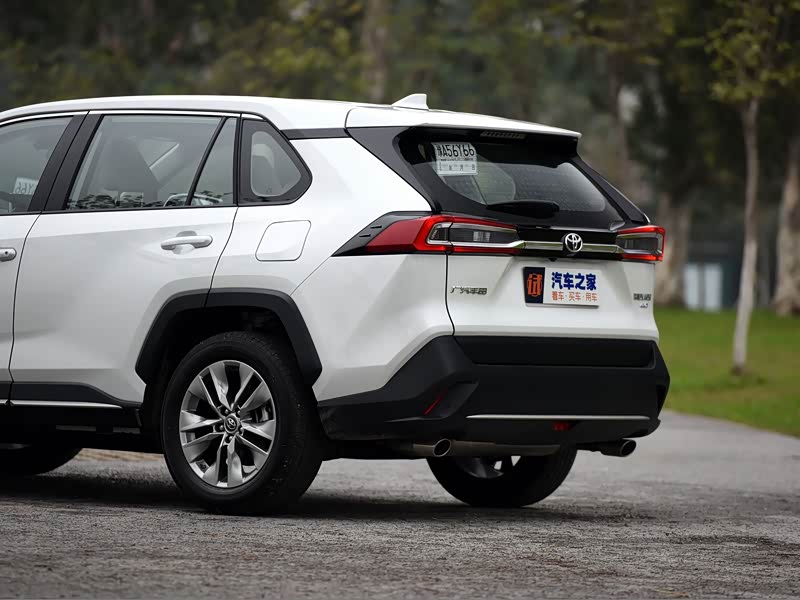 广汽丰田 威兰达 2020款 2.0l cvt四驱豪华版