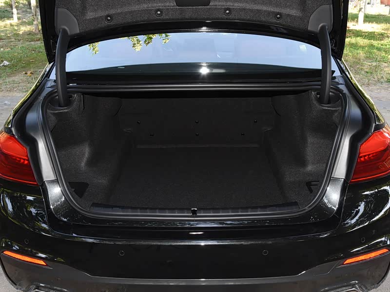 华晨宝马 宝马5系 2020款 530li 尊享型 m运动套装