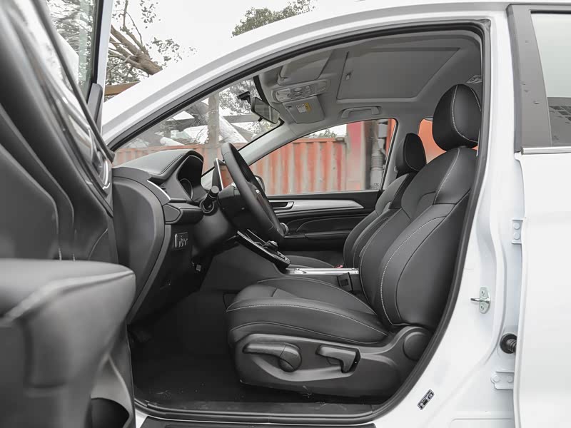 长城汽车 哈弗m6 2021款 plus 1.5t 手动豪华智联型