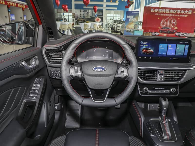 长安福特 福克斯 2022款 两厢 ecoboost 180 自动st line