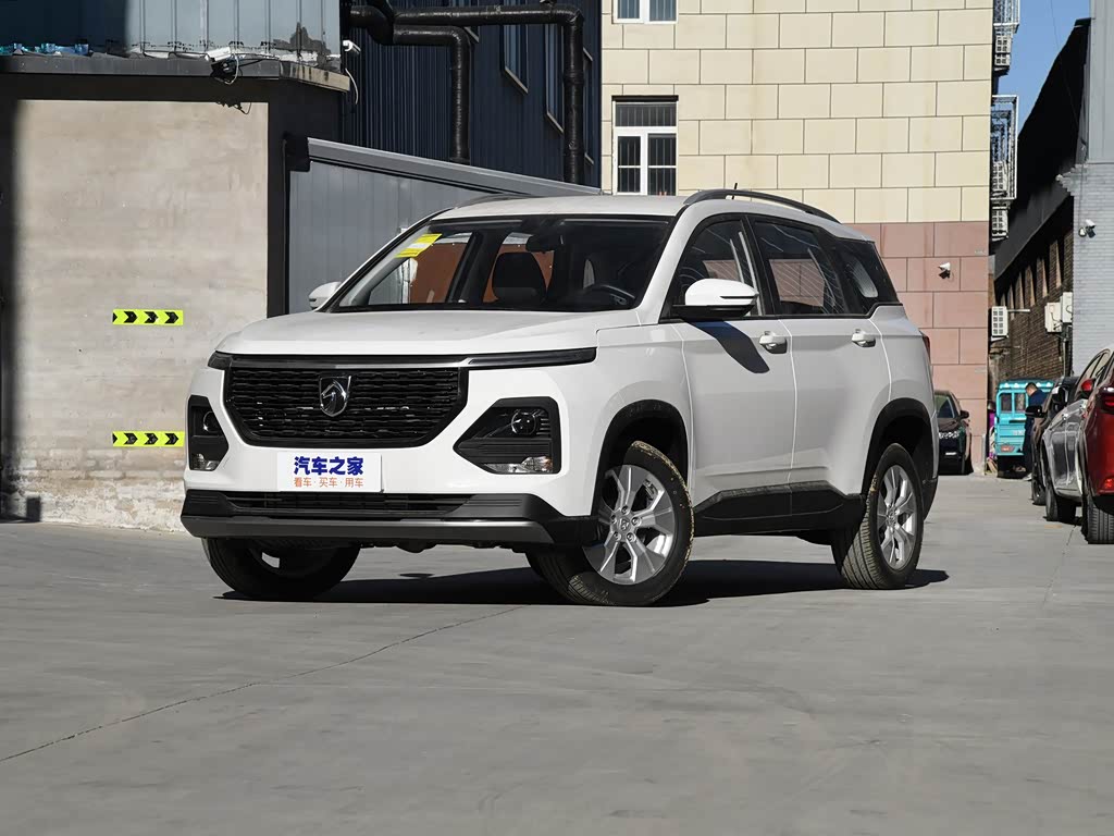 上汽通用五菱 宝骏530 2020款 1.5t 手动舒适型 7座