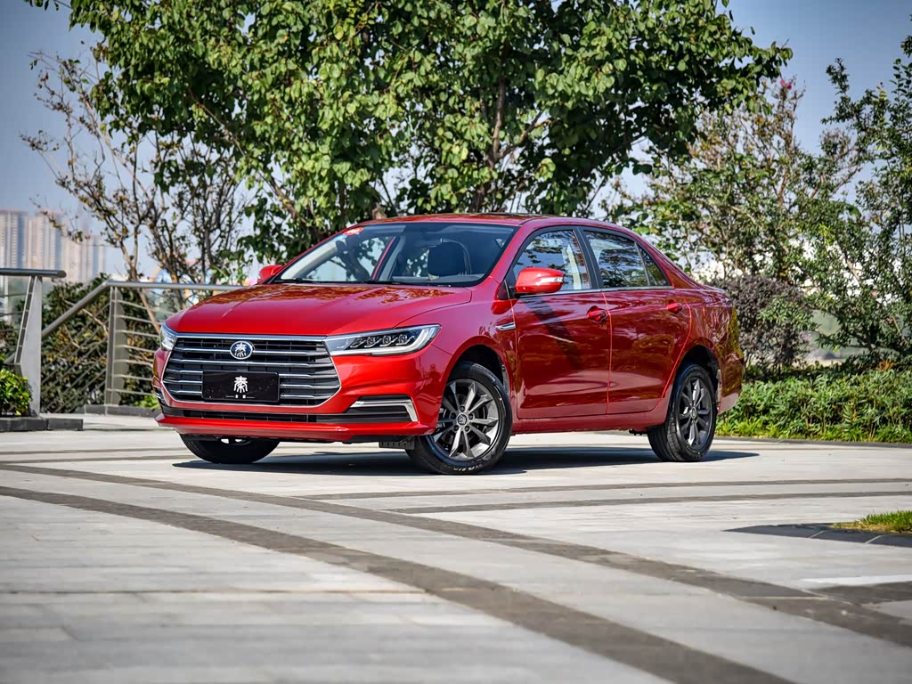 比亚迪 秦 2019款 1.5l 自动尊贵型