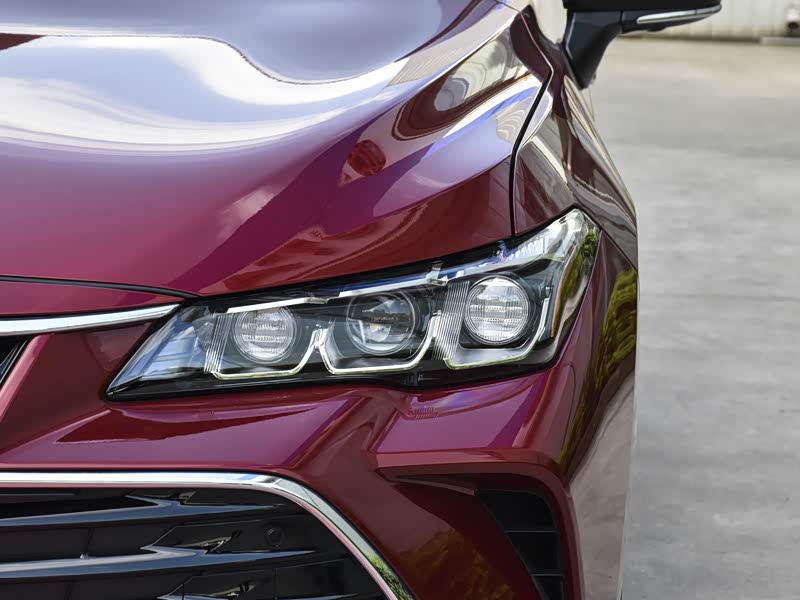 一汽丰田 亚洲龙 2021款 2.5l touring尊贵sport版