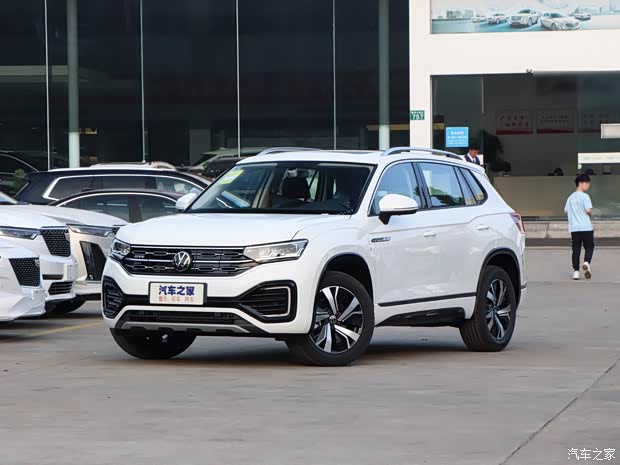 【探岳gte插电混动全系热销 优惠达3.3万_一汽大众.