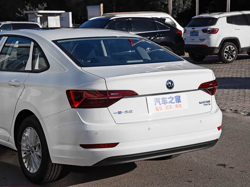 一汽-大众 速腾 2020款 200tsi 手动时尚型 国vi