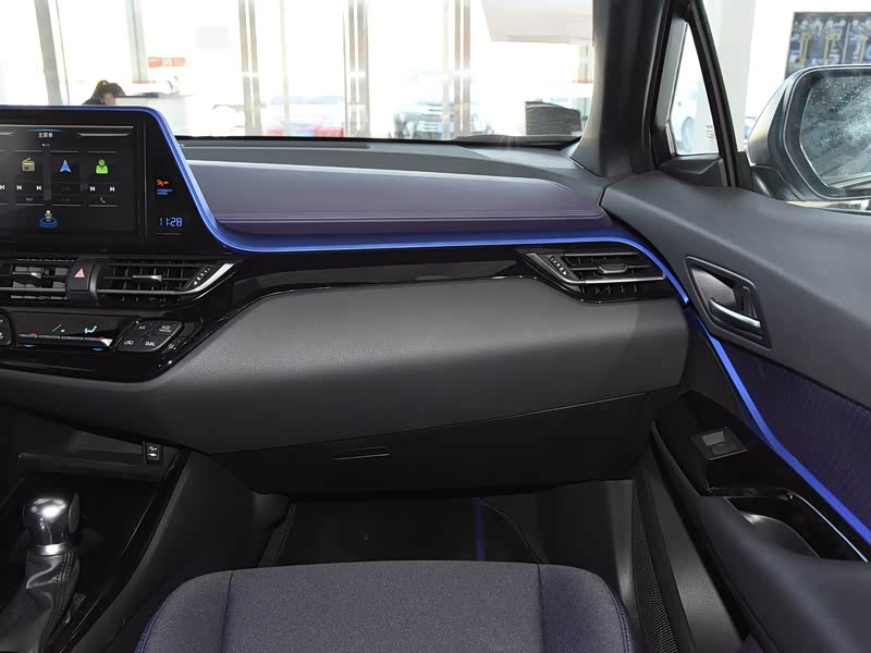 【图解图片_广汽丰田合盈菊城店丰田c-hr图片】-汽车之家