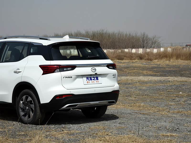 广汽乘用车 传祺gs4 2020款 270t 自动豪华智联版