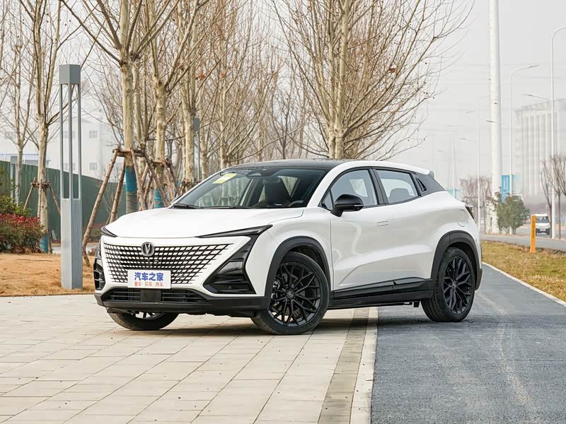 长安汽车 长安uni-t 2022款 2.0t 尊贵型