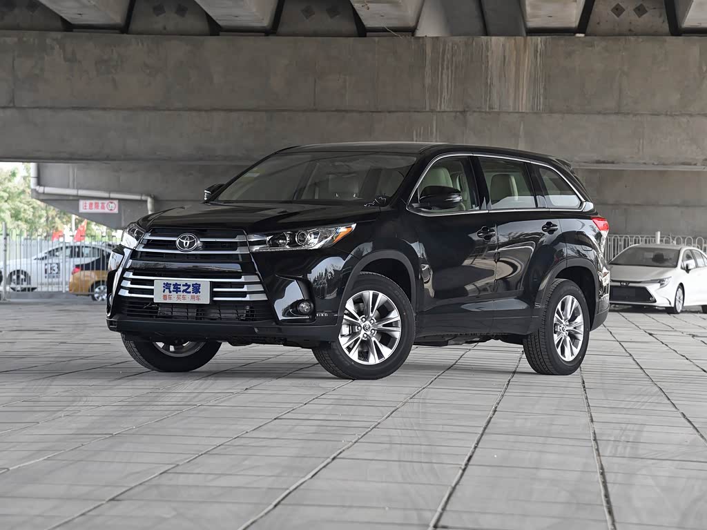 广汽丰田 汉兰达 2018款 2.0t 两驱精英版 7座 国vi