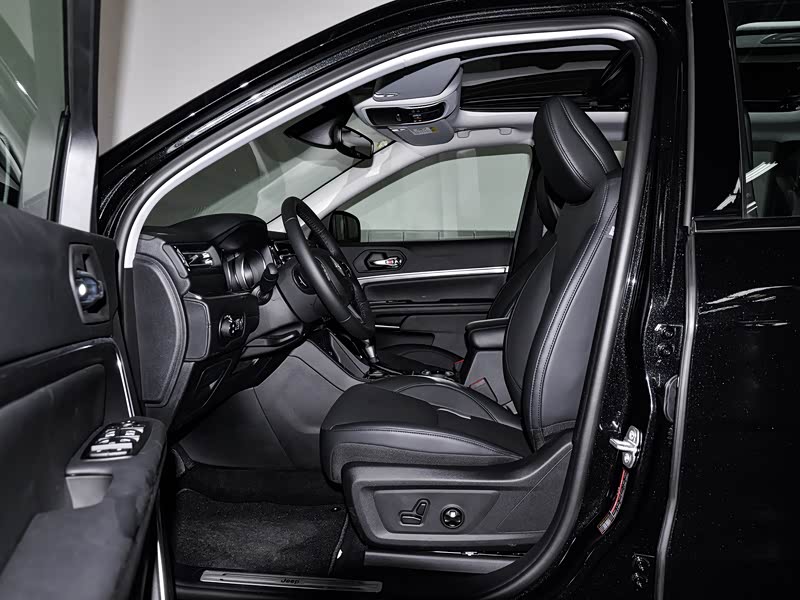 广汽菲克jeep 大指挥官 2020款 2.0t 四驱精英增强版