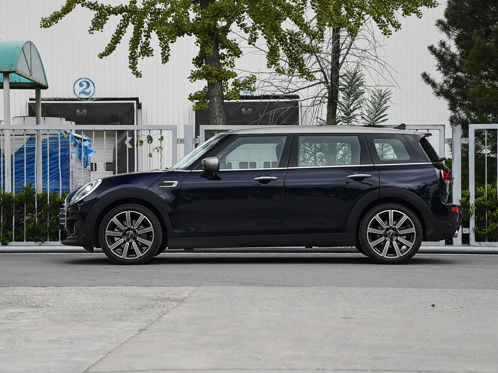 mini mini clubman 2021款 1.5t cooper 鉴赏家
