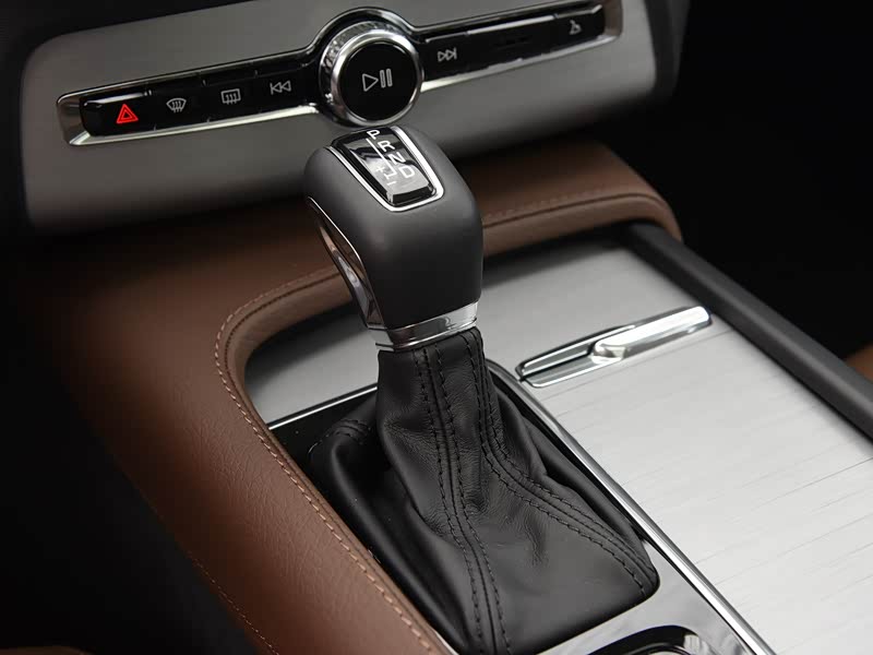 沃尔沃(进口) 沃尔沃xc90 2020款 t5 智行豪华版 7座