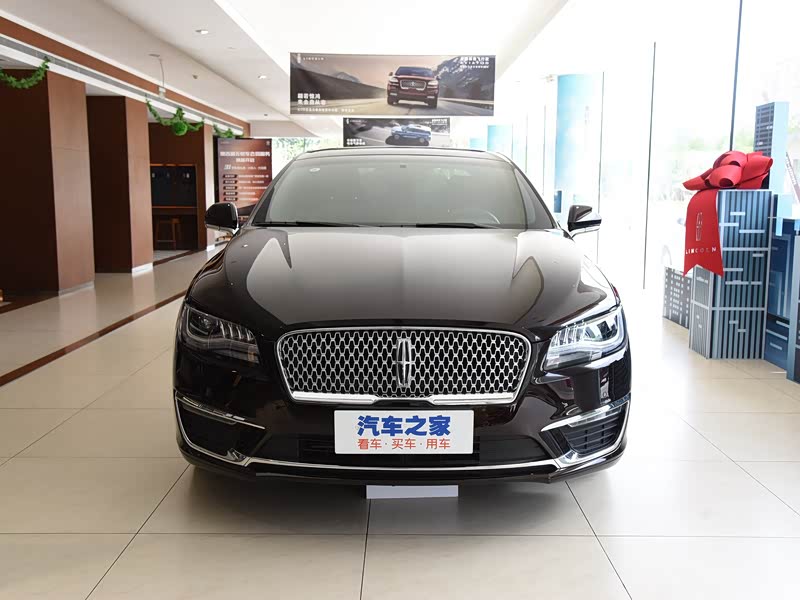 林肯(进口) 林肯mkz 2020款 2.0t 尊雅版 烟熏红 车身外观