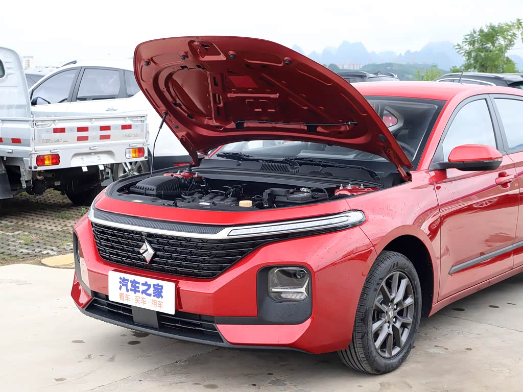 上汽通用五菱 宝骏rc-5 2020款 1.5l 手动智耀精英型