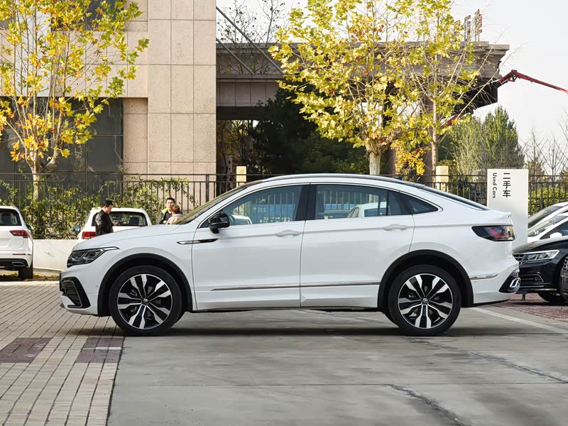 上汽大众 途观x 2021款 380tsi 四驱尊崇旗舰版