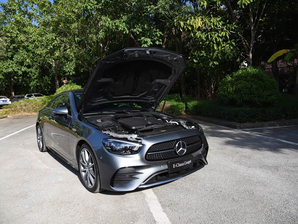 奔驰(进口) 奔驰e级(进口) 2021款 e 300 轿跑车