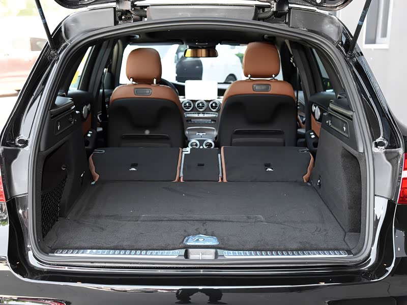 北京奔驰 奔驰glc 2019款 改款 glc 300 l 4matic 豪华型