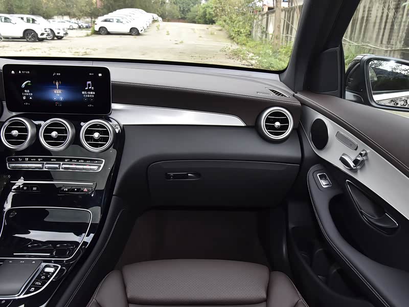 北京奔驰 奔驰glc 2021款 glc 260 l 4matic 动感型