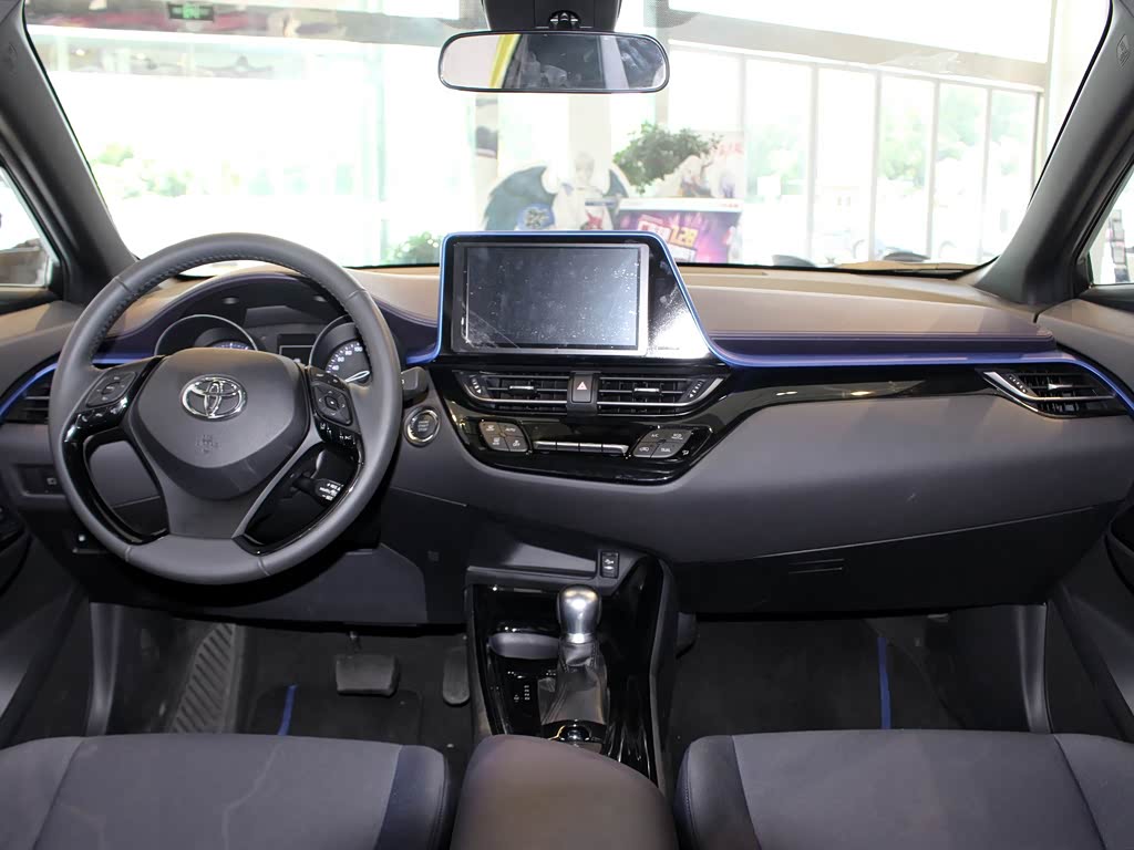 广汽丰田 丰田c-hr 2018款 2.0l 酷越豪华版 国v