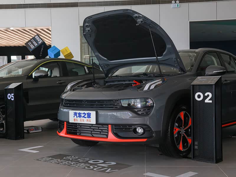 领克 领克02 2021款 1.5td dct两驱耀plus