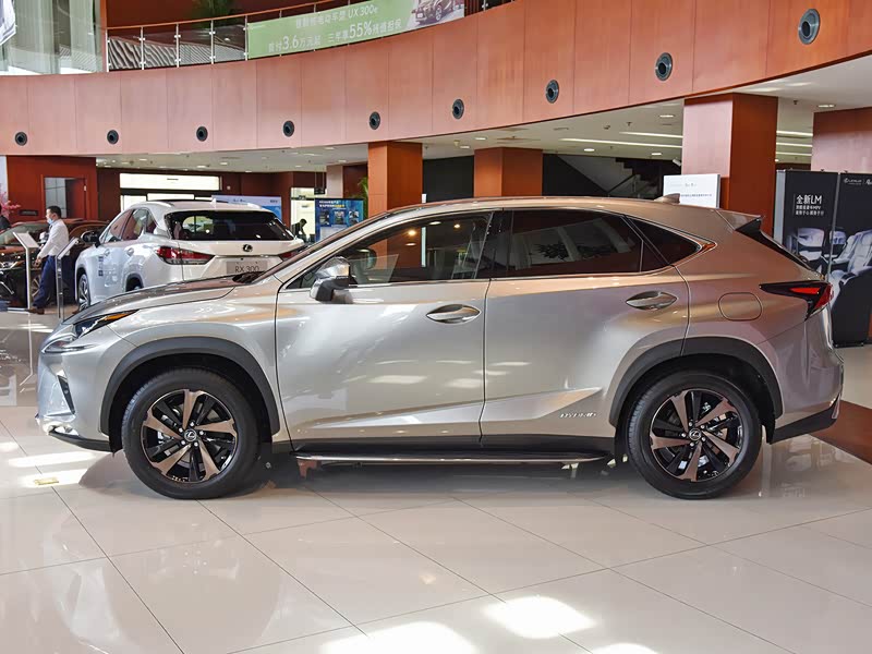 雷克萨斯 雷克萨斯nx 2020款 300h 前驱 智·混动特别限量版