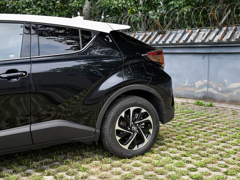 一汽丰田 奕泽izoa 2018款 2.0l 奕炫版