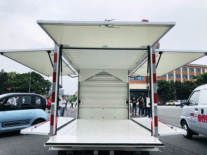 五菱工业 五菱荣光小卡翼开启 2020款 1.5l单排翼开启l3c