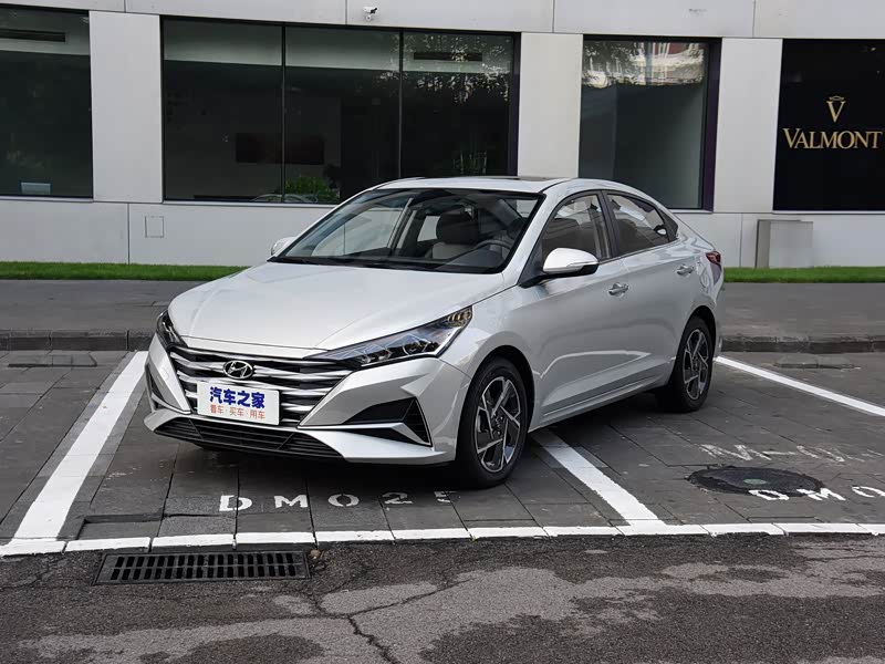 北京现代 悦纳 2020款 1.4l cvt top精英版