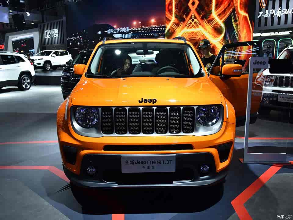 广汽菲克jeep 自由侠 2019款 1.3t 夜鹰版