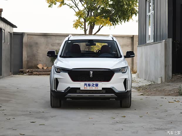 (万元) 裸车价 (万元) 参考总价 (万元) 优惠条件 奔腾t33 2021款 1