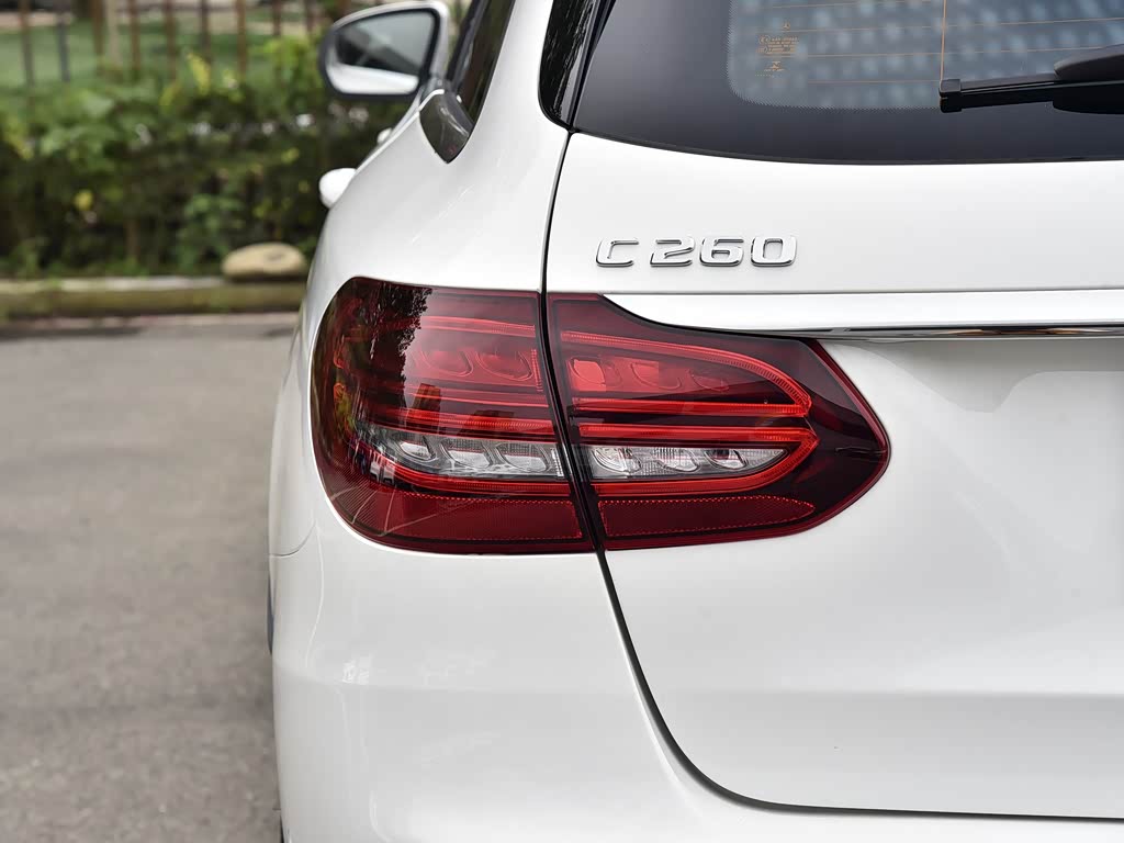 【图解图片_上海德星奔驰4s店中环店奔驰c级(进口)图片】-汽车之家